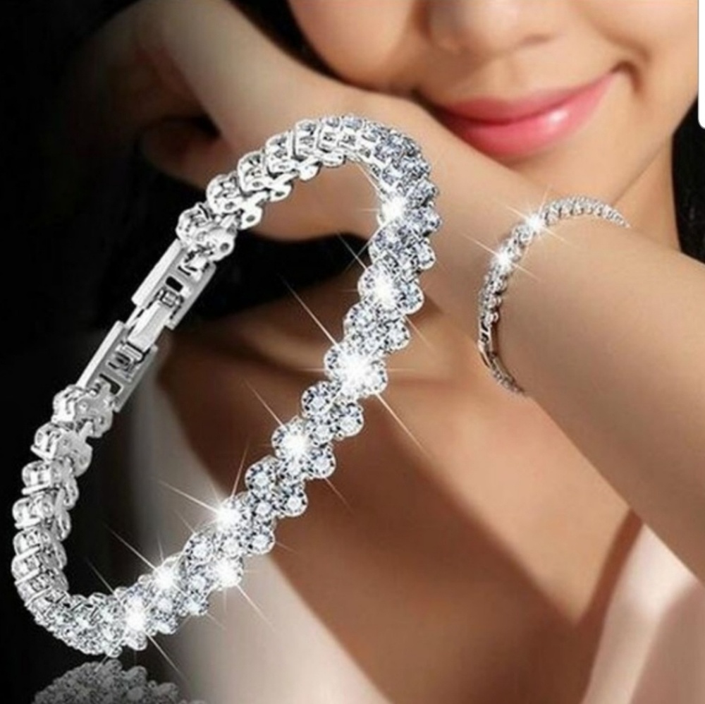 Fashion crystal & silver bracelet